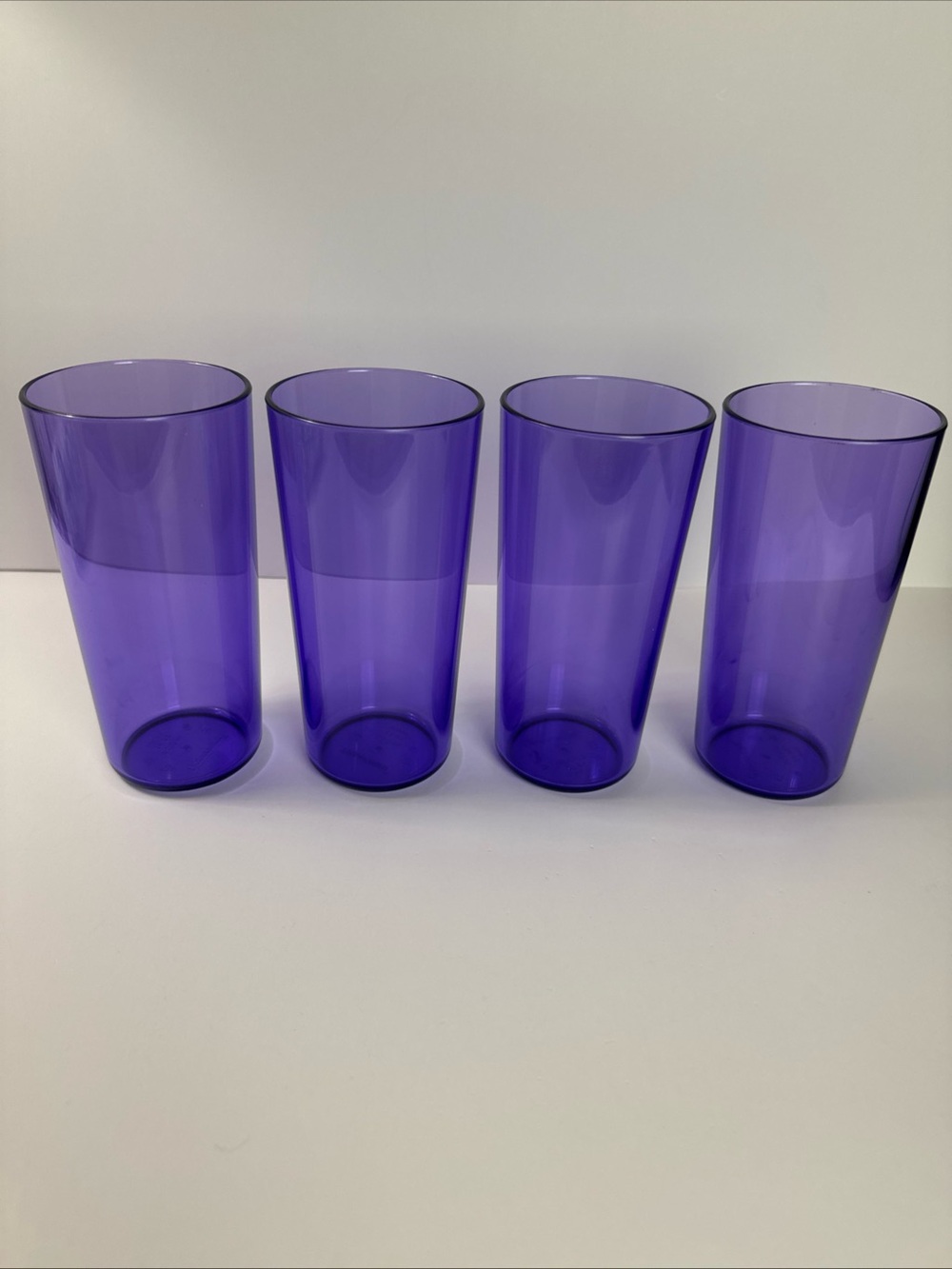 Tupperware Sheerly Elegant amethyst Purple Acrylic Tumblers Cups Set of 4 14oz